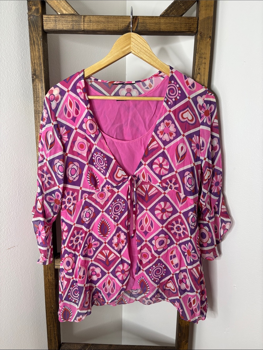 Bob Mackie Twinset Wearable Art Geometric Tie Front Blouse XS